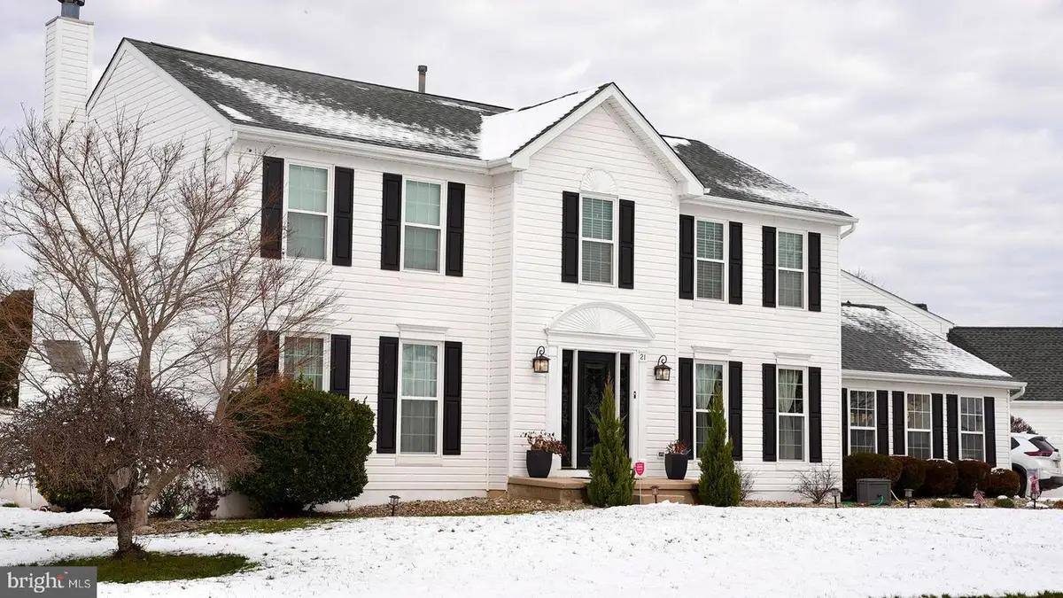 21 Santalina Dr, Sicklerville, NJ 08081 - Image #1