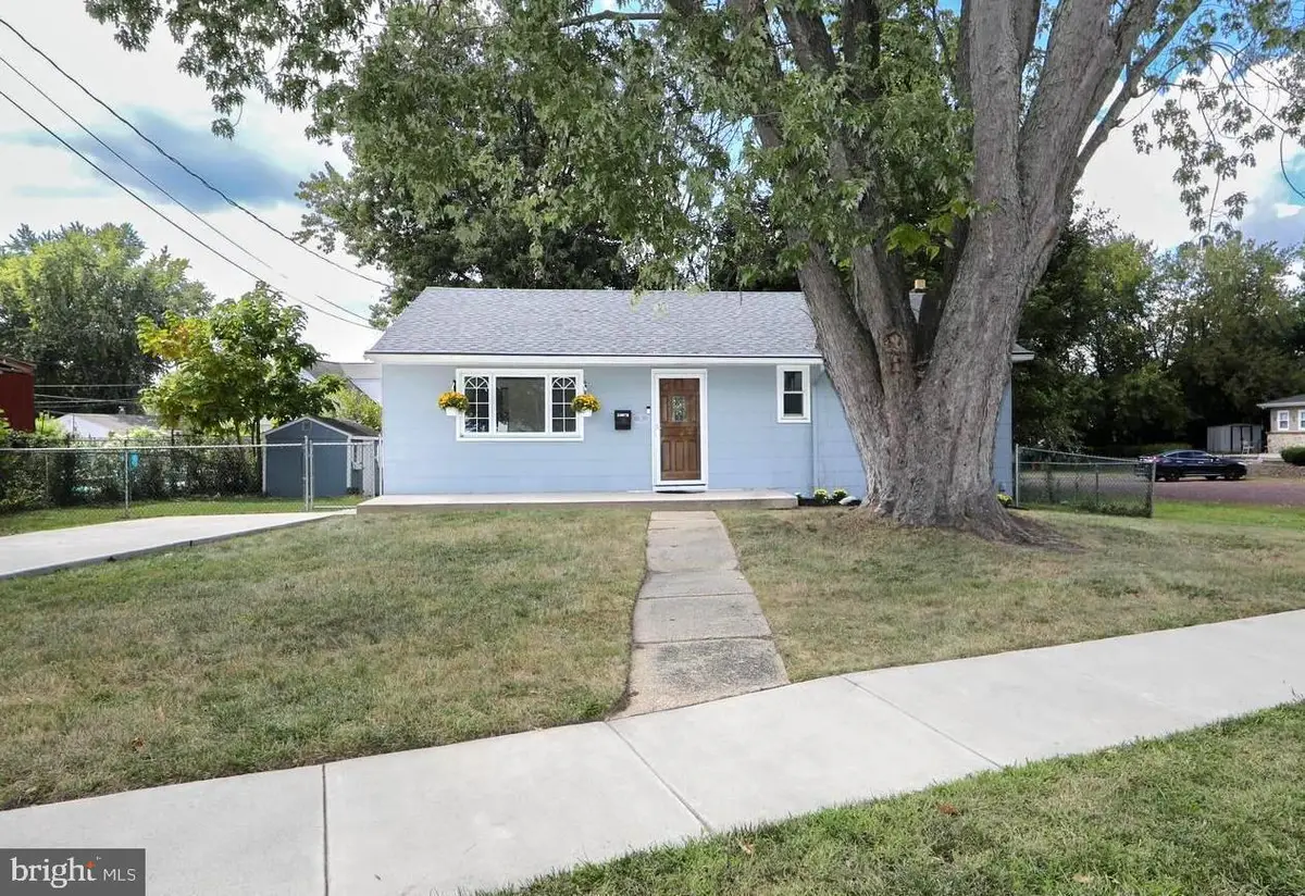 5 S Warwick Rd, Somerdale, NJ 08083 - Image #1