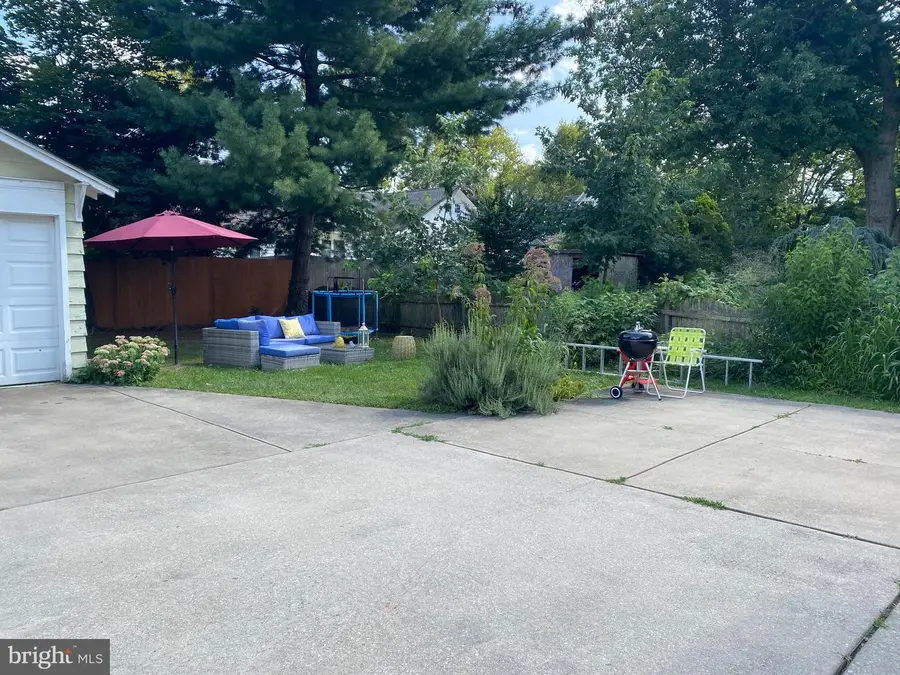 252 Rhoads Ave, Haddonfield, NJ 08033 - Image #2