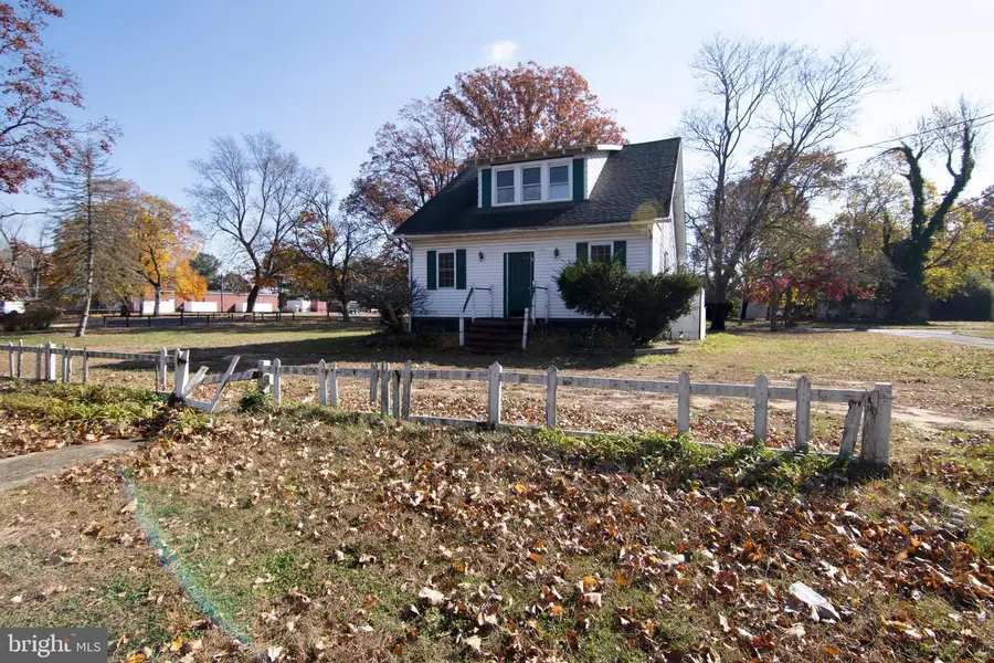 542 Williamstown Rd, Sicklerville, NJ 08081 - Image #2