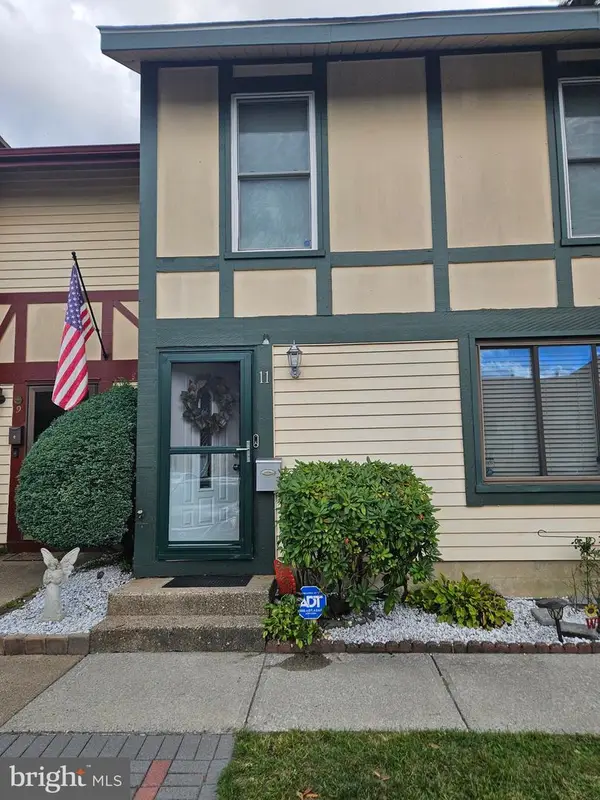 11 Dover Ct, CLEMENTON, NJ 08021