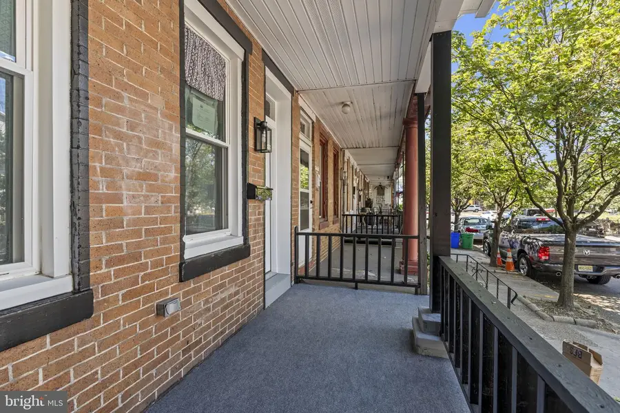 928 Vine St, Camden, NJ 08102 - Image #2