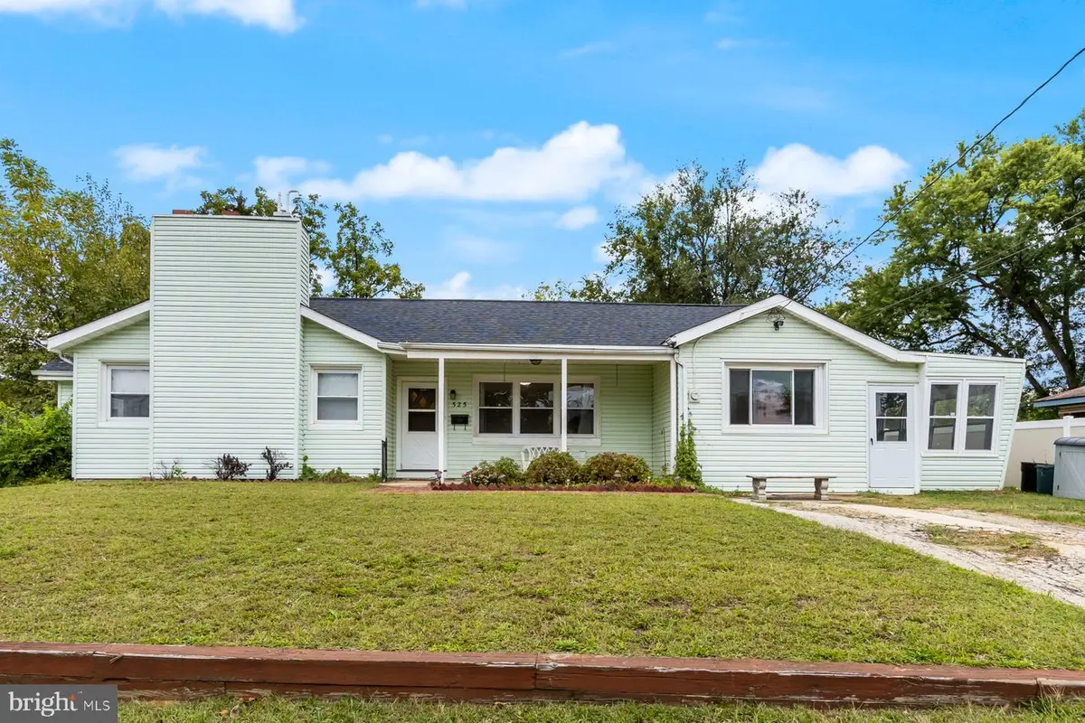 525 W Evesham Rd, Runnemede, NJ 08078 - Image #1