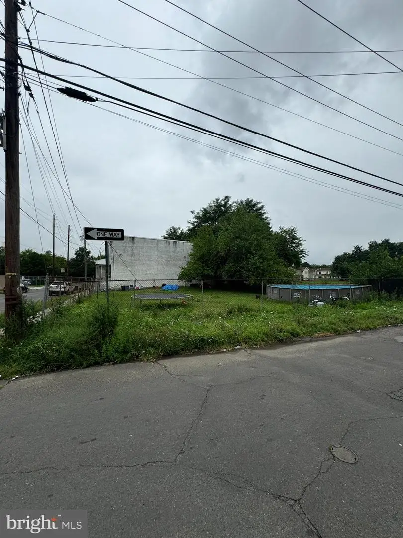 695 Fairview St, Camden, NJ 08104 - Image #3