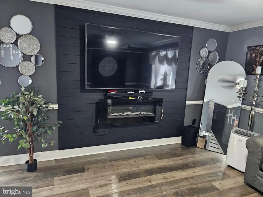 16 E 7th Ave, Pine Hill, NJ 08021 - Image #2