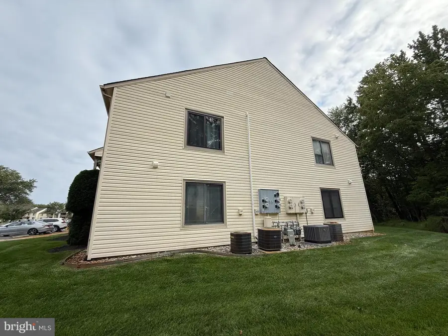 501 Hickory Cir, Cherry Hill, NJ 08003 - Image #3