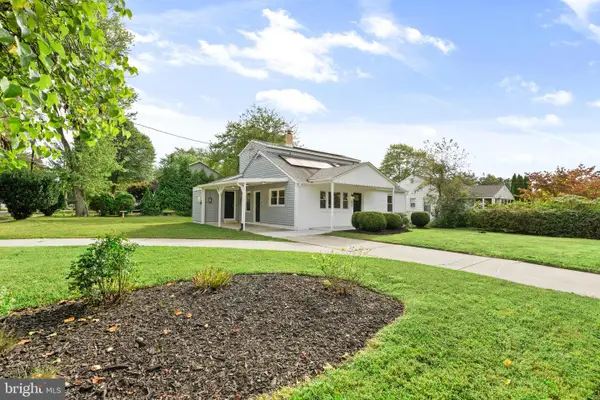 605 E Evesham Rd, VOORHEES, NJ 08043