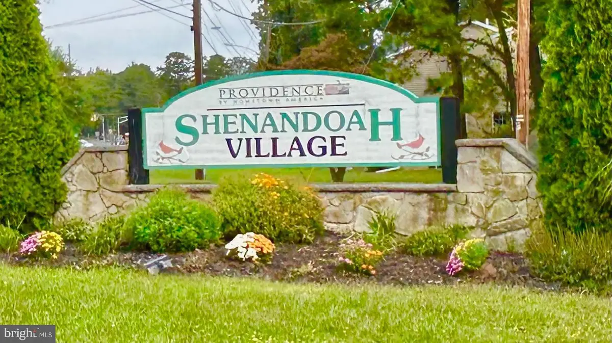 73 Hazeltop Dr, Sicklerville, NJ 08081 - Image #1