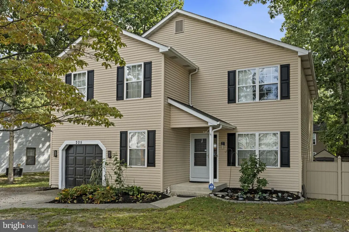 205 Franklin Ave, Berlin, NJ 08009 - Image #1