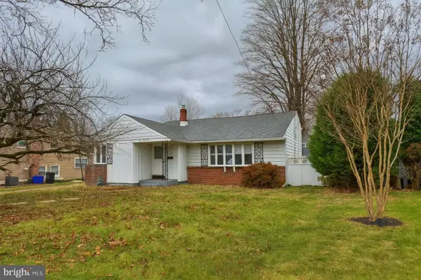 124 Ivins Ave, MERCHANTVILLE, NJ 08109