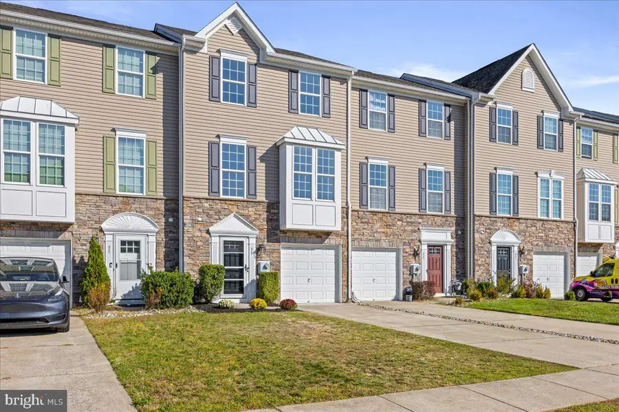 33 Tailor Ln, Sicklerville, NJ 08081 - Image #3