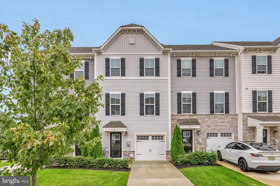 21 Kohlmyer Dr, Pennsauken, NJ 08110 - Image #2