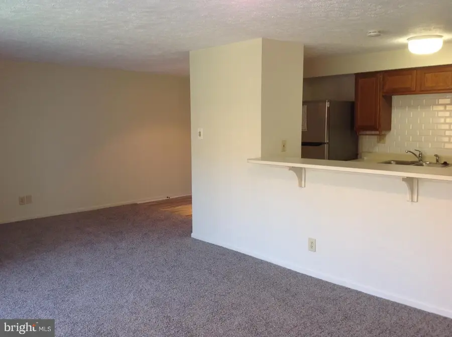 160 Kenwood Dr, Sicklerville, NJ 08081 - Image #2