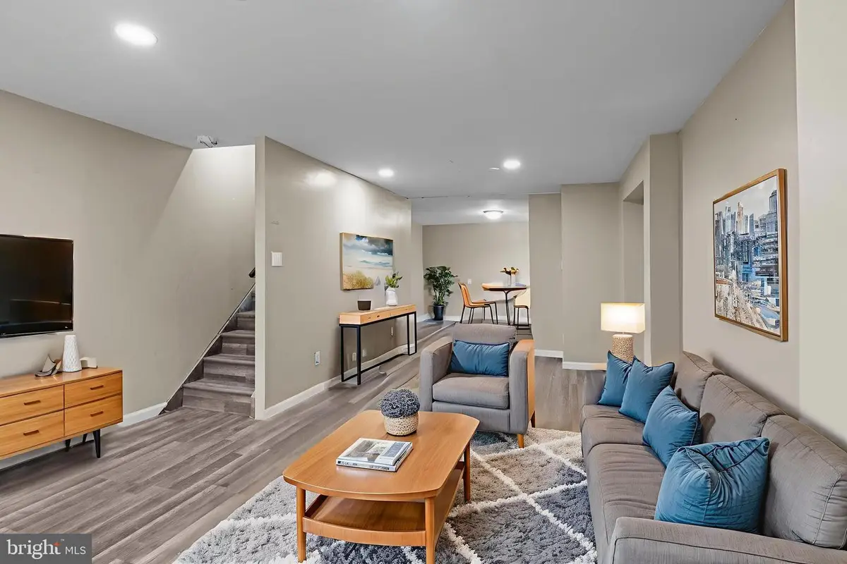 327 Mercer St, Gloucester City, NJ 08030 - Image #1