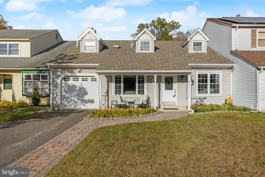 9 Irongate Dr, Voorhees, NJ 08043 - Image #2