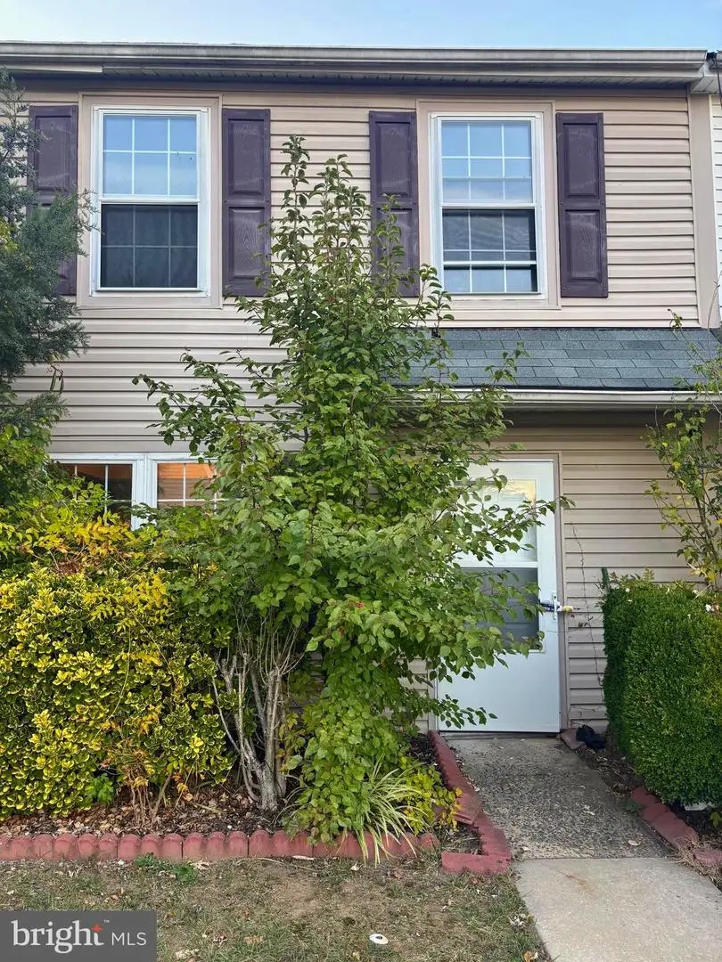 12 Villanova Ct, Sicklerville, NJ 08081 - Image #1