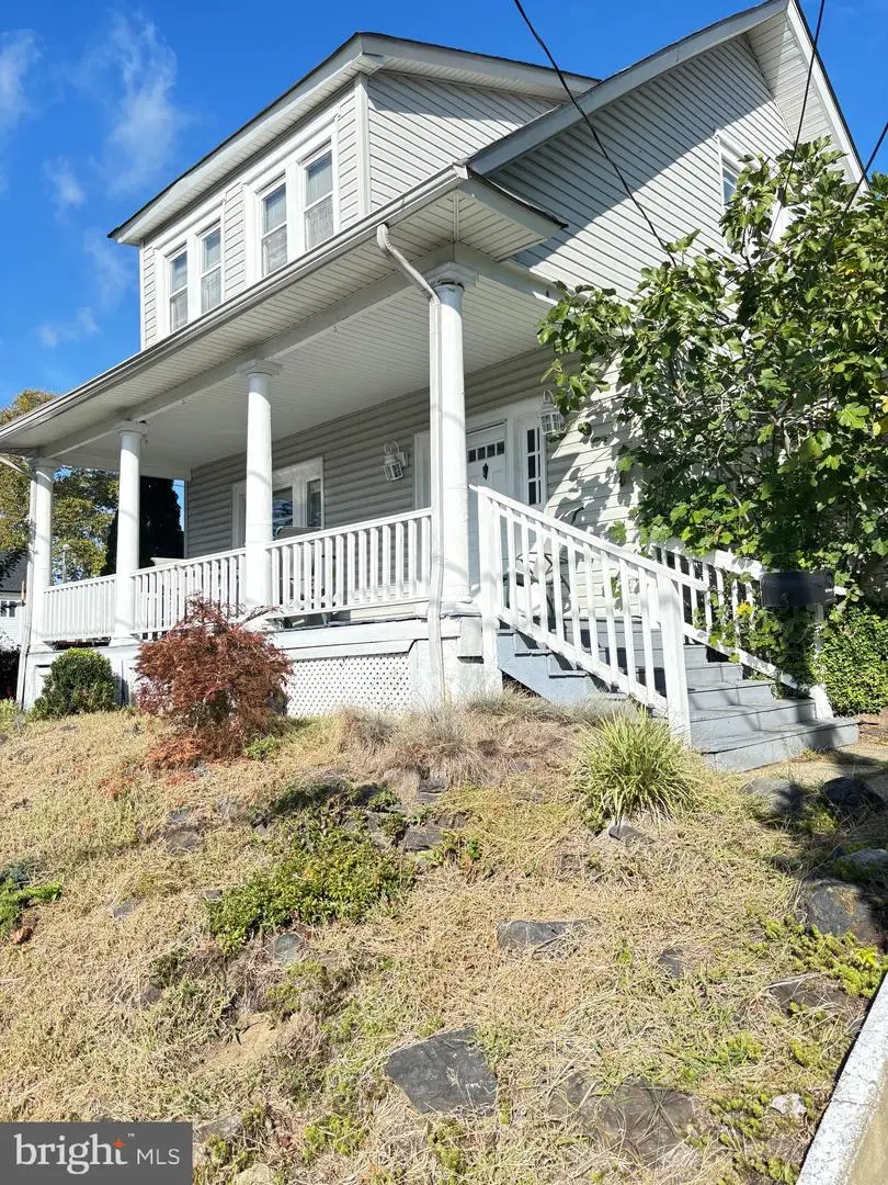 39 E 2nd Ave, Runnemede, NJ 08078 - Image #1