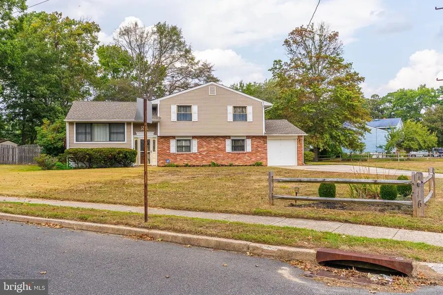 21 Cornell Rd, Atco, NJ 08004 - Image #2