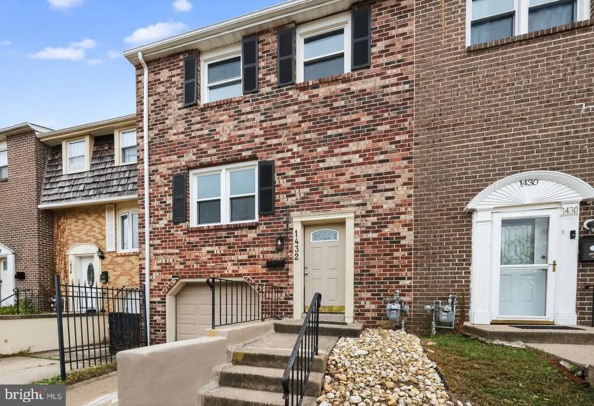 1432 Boxwood Dr, Blackwood, NJ 08012 - Image #1