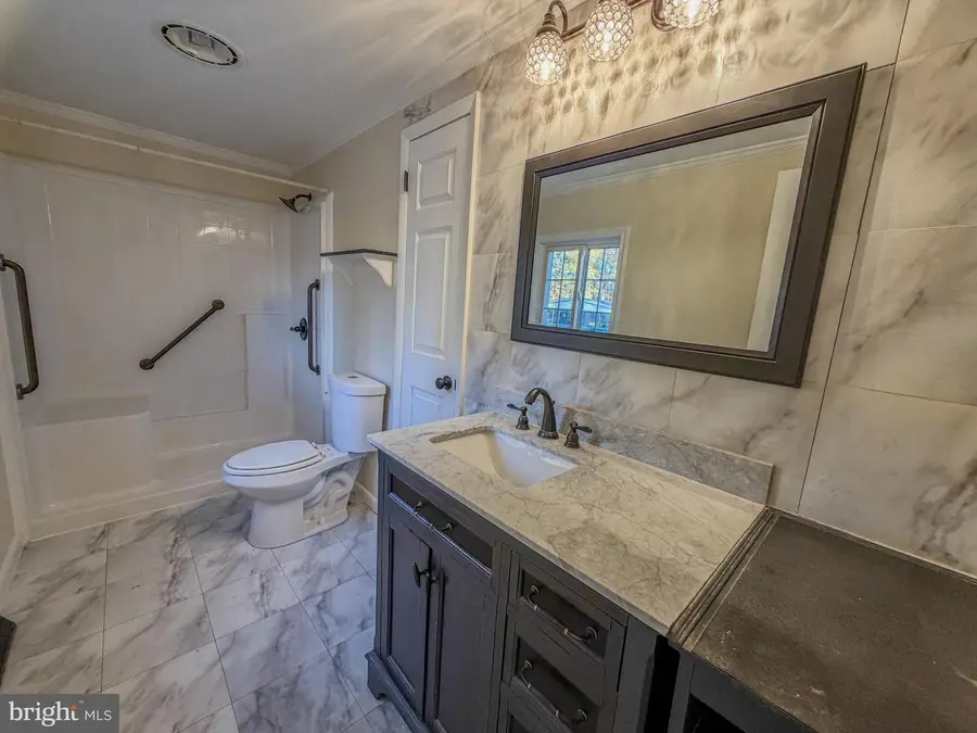 37 Loft Mountain Dr, Sicklerville, NJ 08081 - Image #3