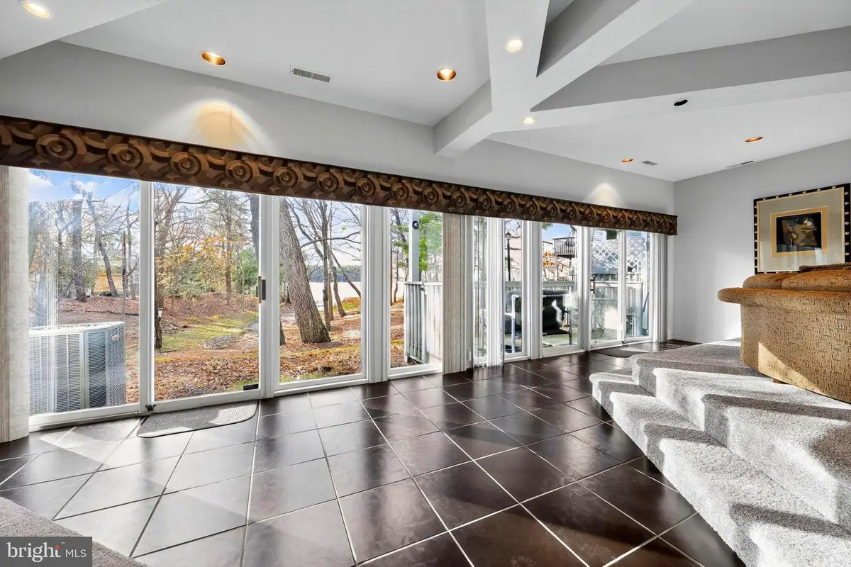 203 Sunshine Lakes Dr, Voorhees, NJ 08043 - Image #1