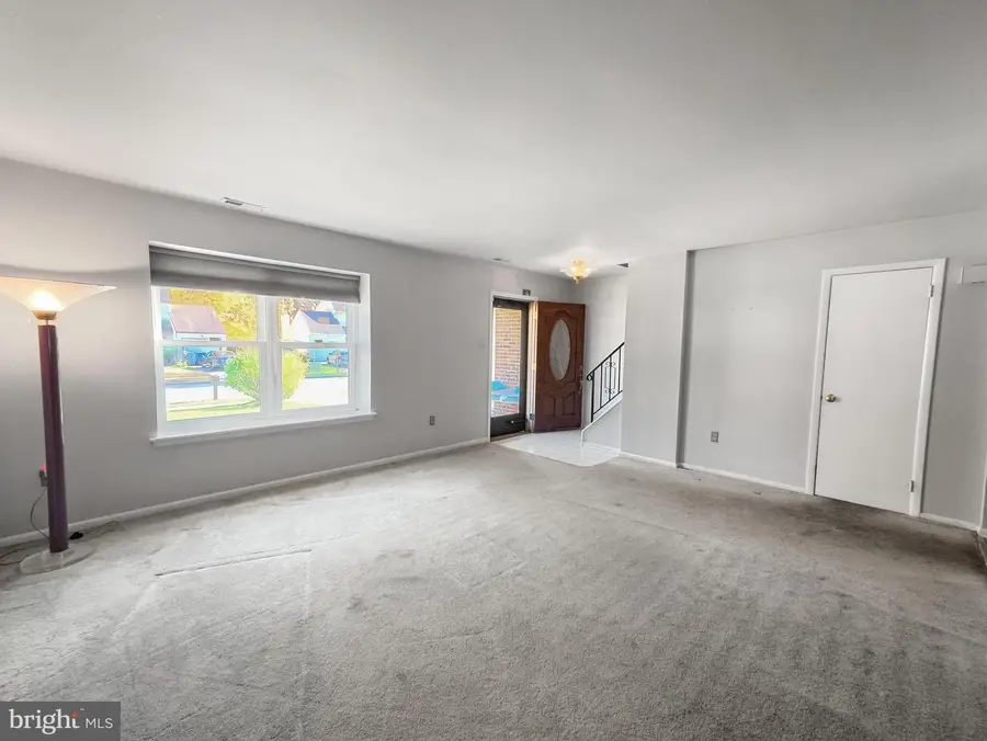 53 Sandpiper Dr, Voorhees, NJ 08043 - Image #2