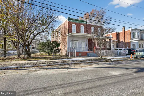 738 Division St, GLOUCESTER CITY, NJ 08030