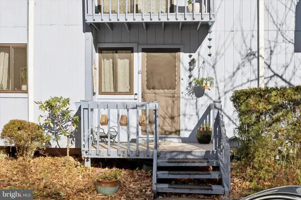 18 Trowbridge Ln #bb, CLEMENTON, NJ 08021