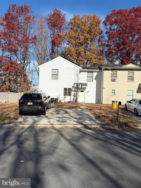 51 Edinshire Rd, SICKLERVILLE, NJ 08081