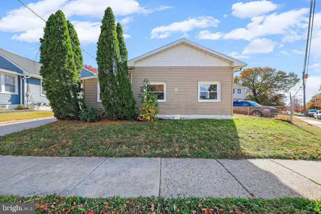 408 W 3rd Ave, Runnemede, NJ 08078 - Image #1
