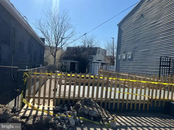 310 Jersey Ave, GLOUCESTER CITY, NJ 08030