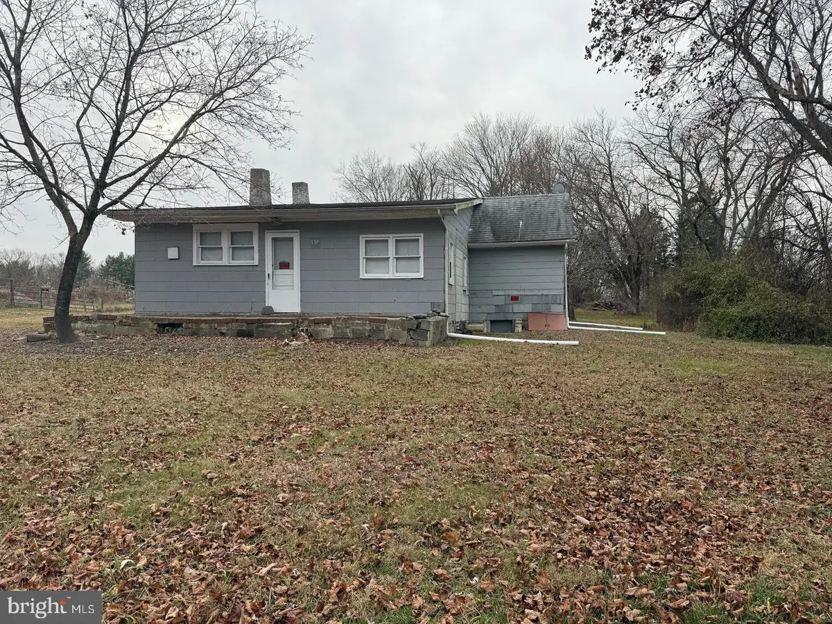 139 Cedar St, Hammonton, NJ 08037 - Image #1