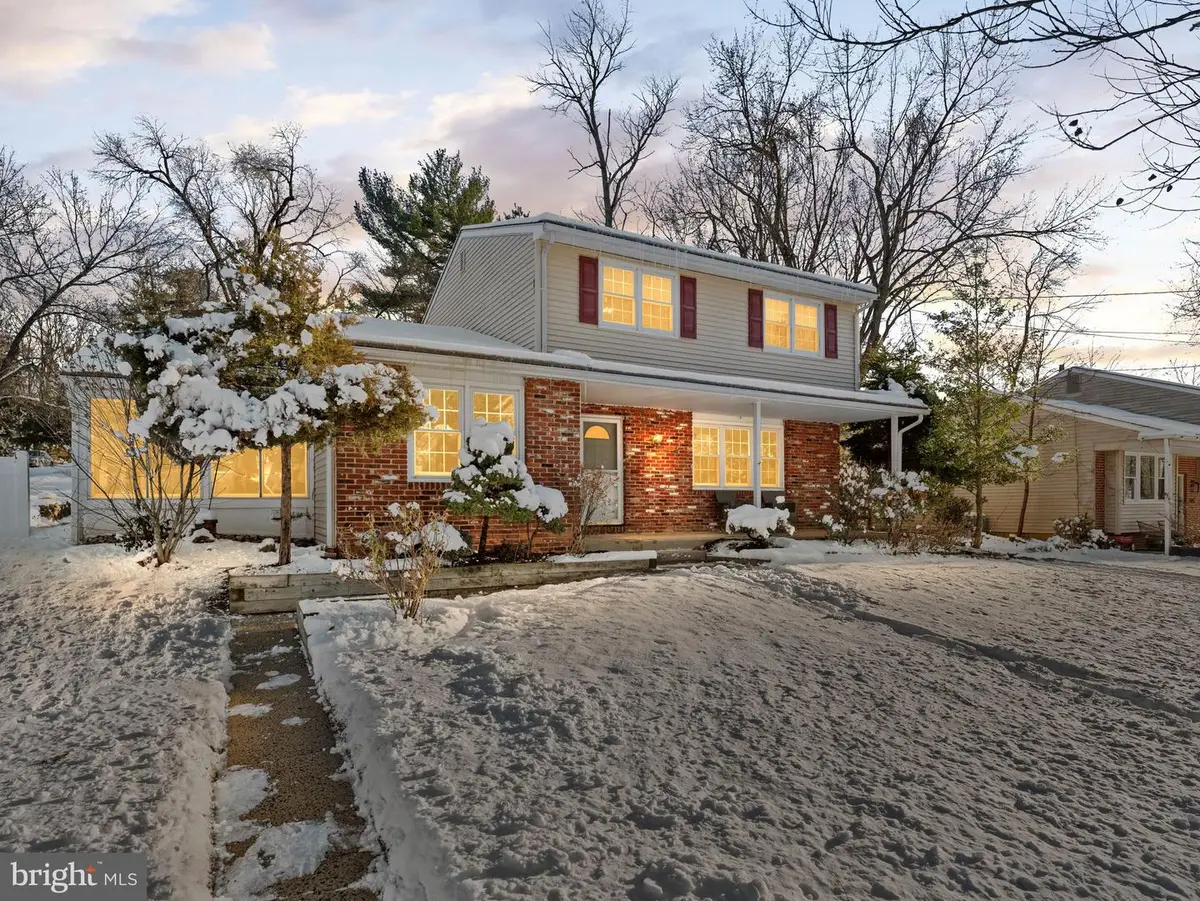 302 Cornell Ave, Stratford, NJ 08084 - Image #1