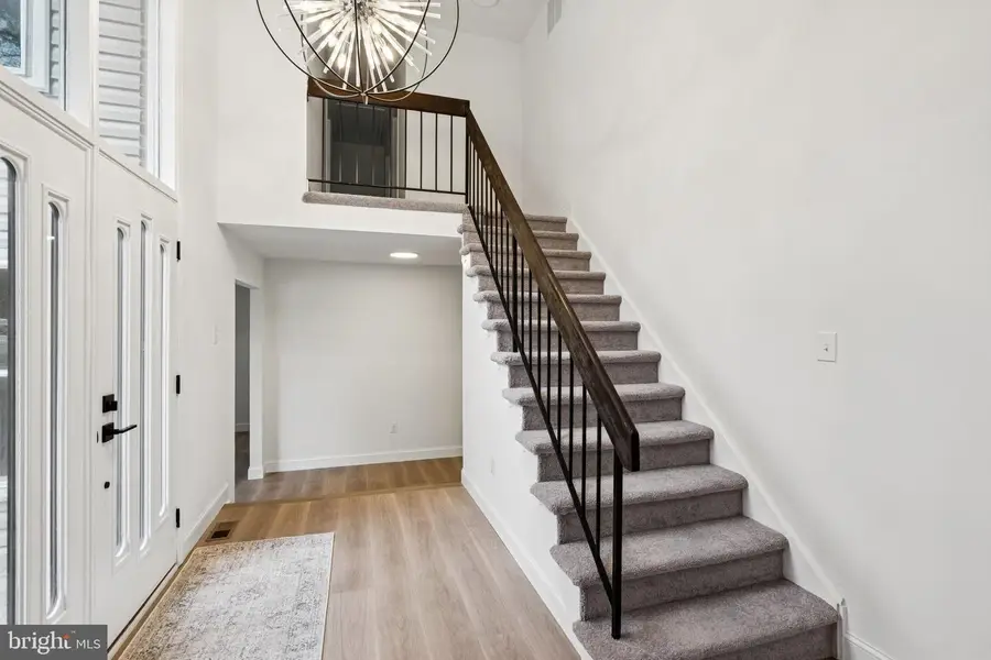 13 Barclay Ln, Voorhees, NJ 08043 - Image #2