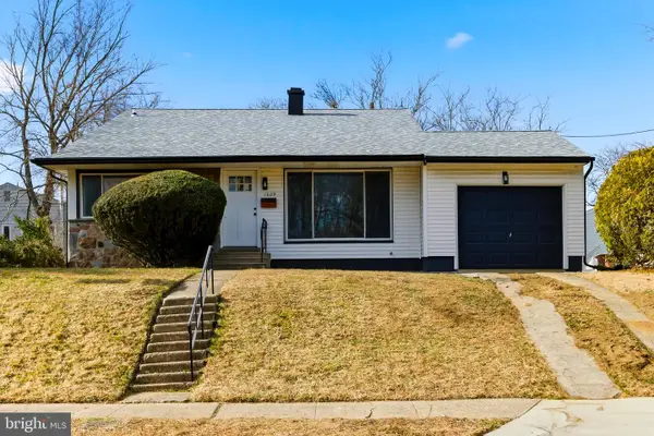 1609 Astor Dr, CHERRY HILL, NJ 08003