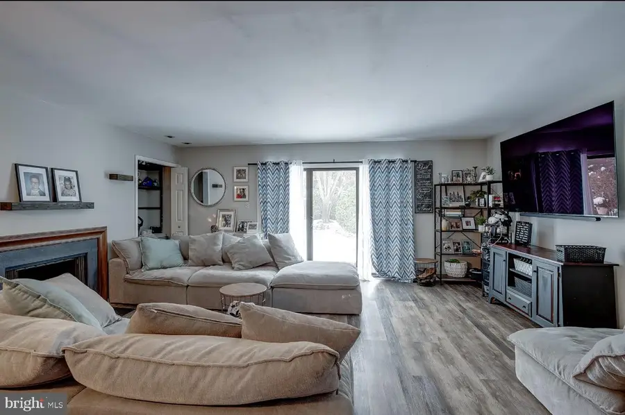 3 Crofton Cmns, Cherry Hill, NJ 08034 - Image #3