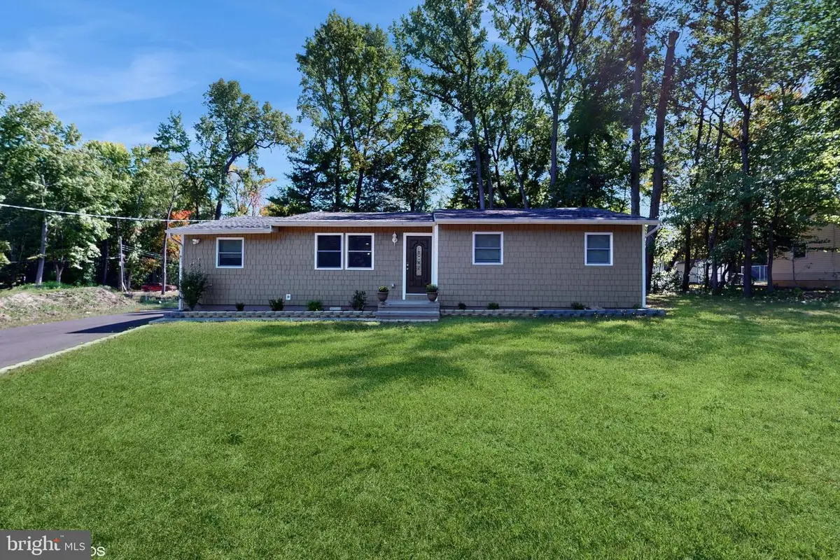 829 Walnut Ave, Lindenwold, NJ 08021 - Image #1