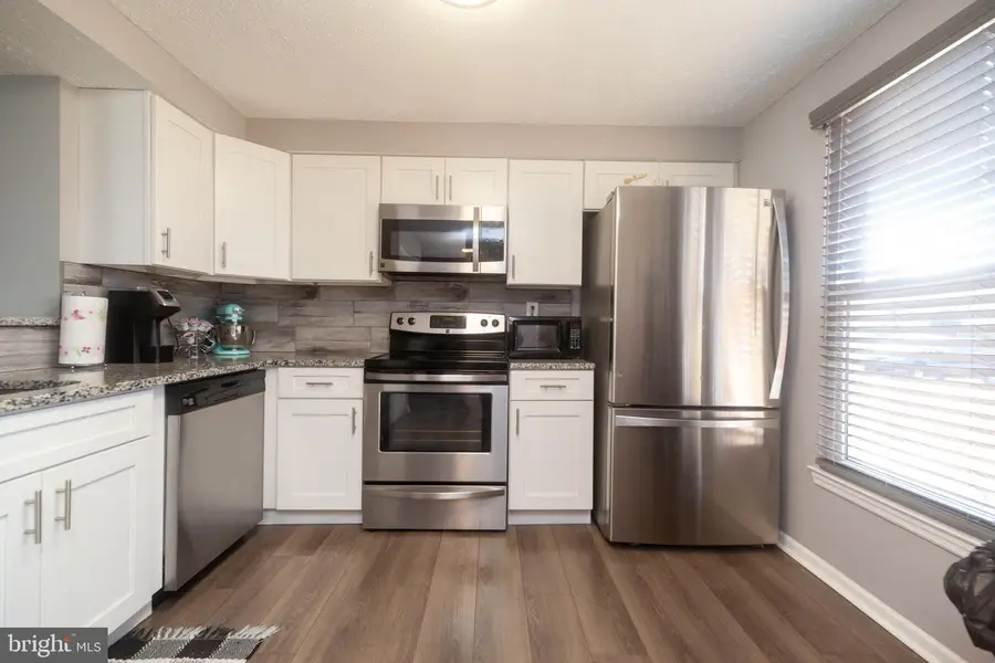 57 Vanderbilt Ct, Sicklerville, NJ 08081 - Image #2