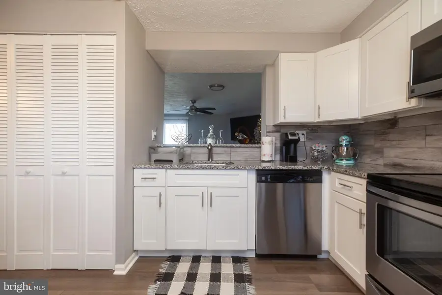 57 Vanderbilt Ct, Sicklerville, NJ 08081 - Image #3