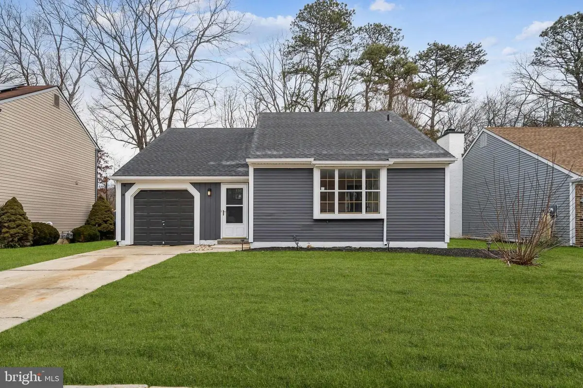 31 Acorn Ct, Sicklerville, NJ 08081 - Image #1