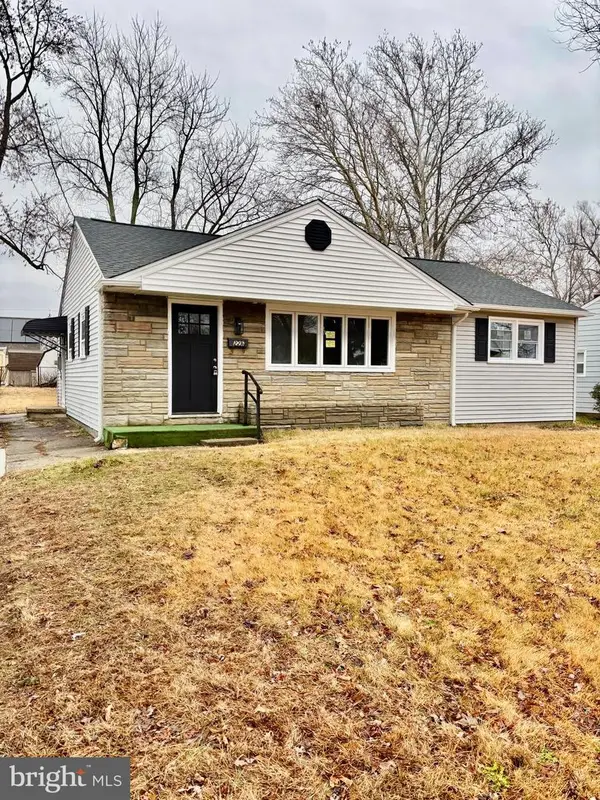 226 Adams Ave, BARRINGTON, NJ 08007