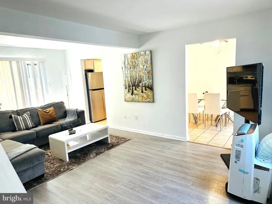 31 Brookshire Rd, Sicklerville, NJ 08081 - Image #3