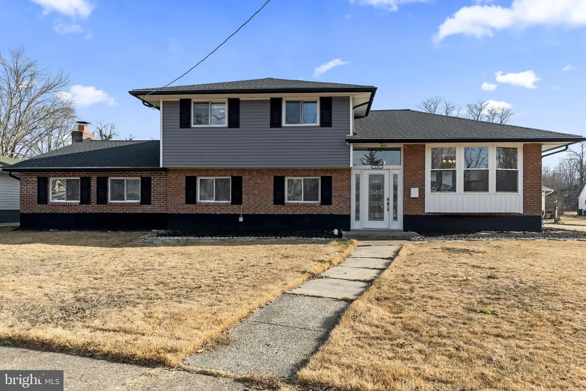 139 Adrienne Ave, Blackwood, NJ 08012 - Image #1