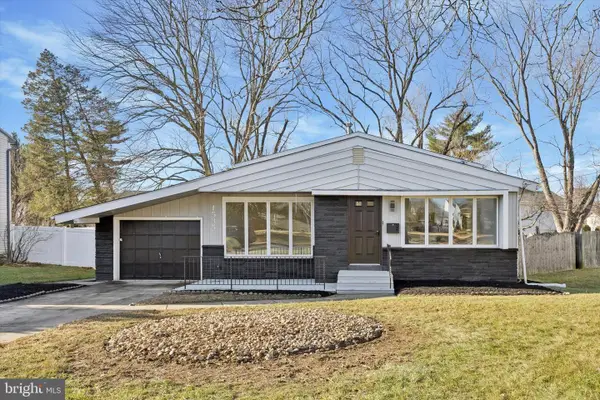 1535 Pleasant Dr, CHERRY HILL, NJ 08003