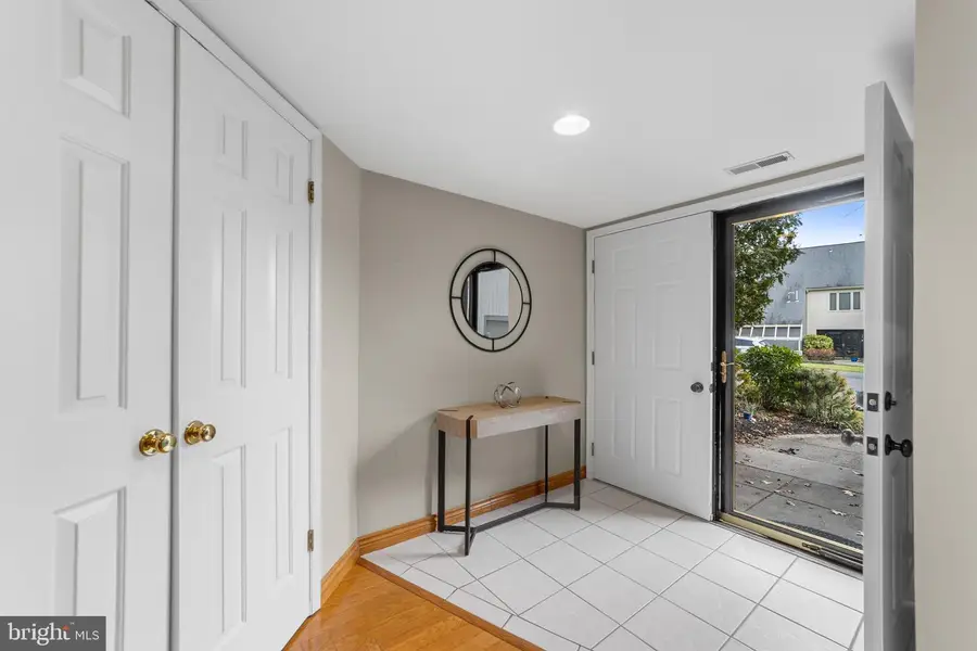 938 Chanticleer Dr, Cherry Hill, NJ 08003 - Image #3