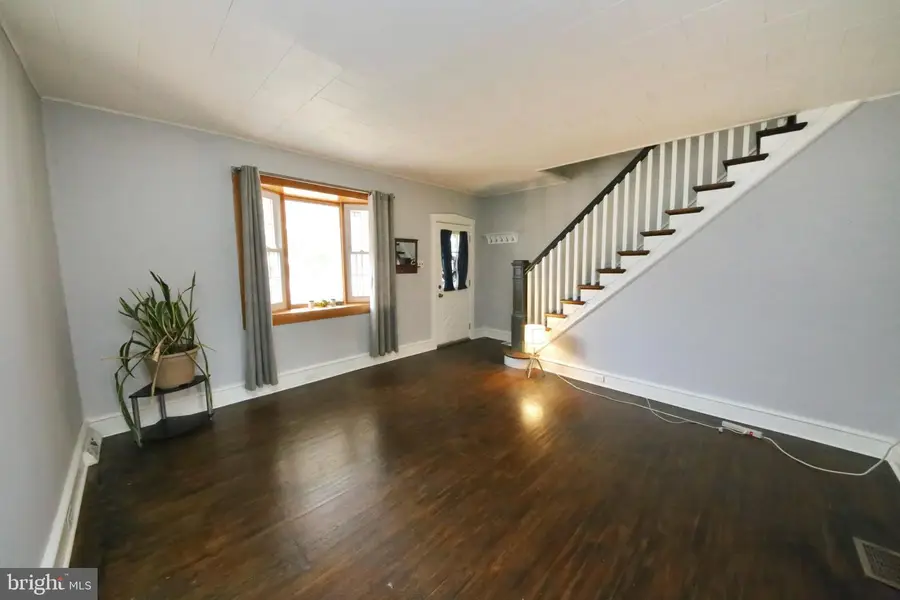 211 E Clinton Ave, Oaklyn, NJ 08107 - Image #2