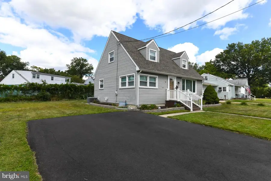 21 Hiawatha Rd, Somerdale, NJ 08083 - #3