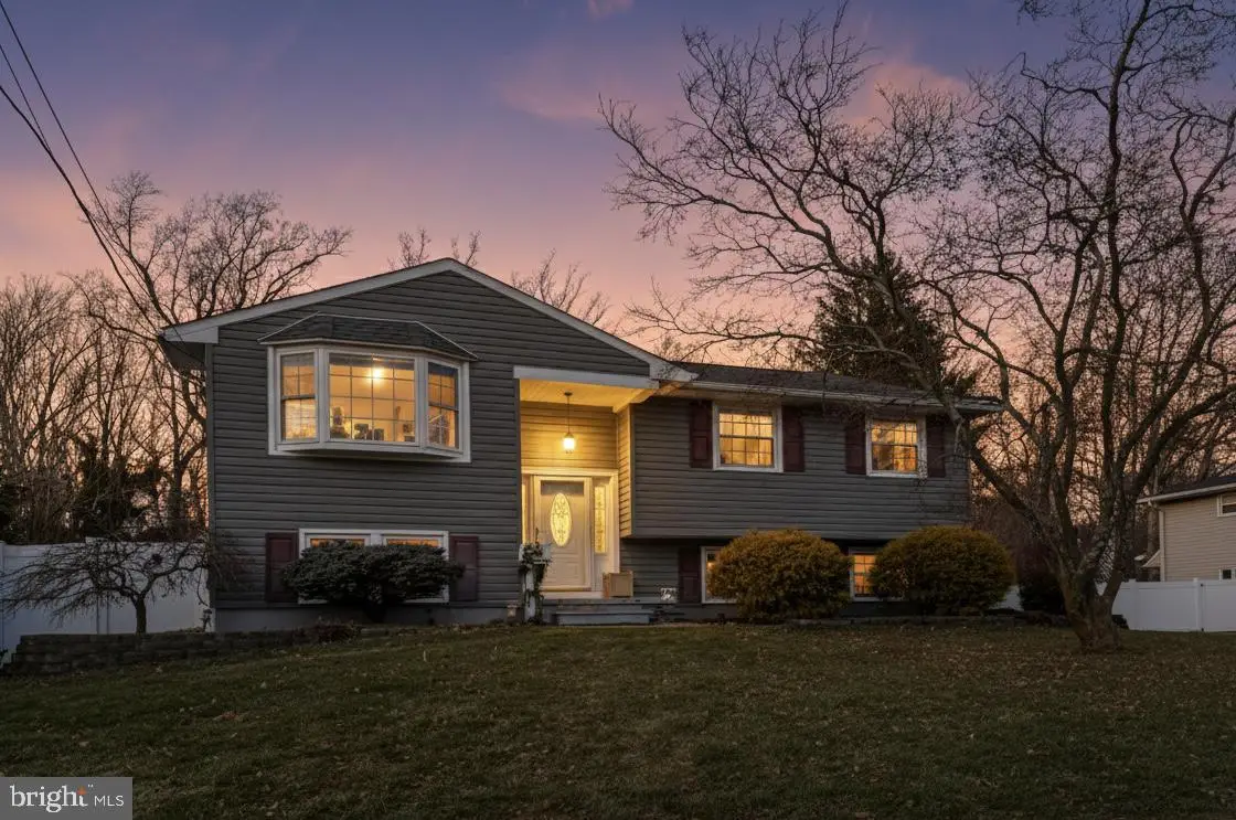 113 Parkview Rd, Stratford, NJ 08084 - Image #1