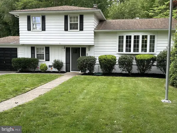 1015 Sycamore Ave, LAUREL SPRINGS, NJ 08021