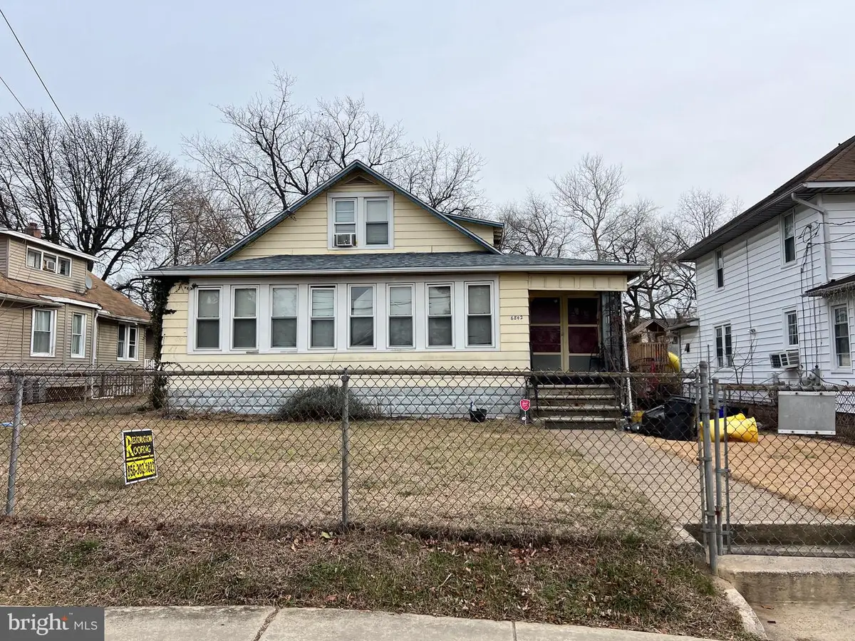 6842 Waldorf Ave, Pennsauken, NJ 08110 - Image #1